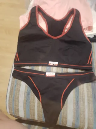 Conjunto deportivo top y tanga XL