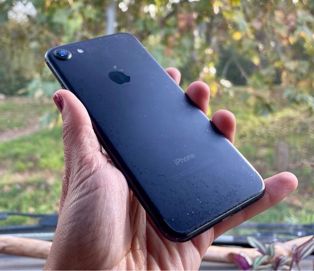 iPhone 7 128GB Preto