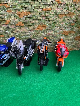 Lote 6 motos escala 1:18 - Maisto/NewRay