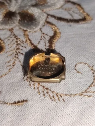 Orologio in oro da donna Bulova Vintage