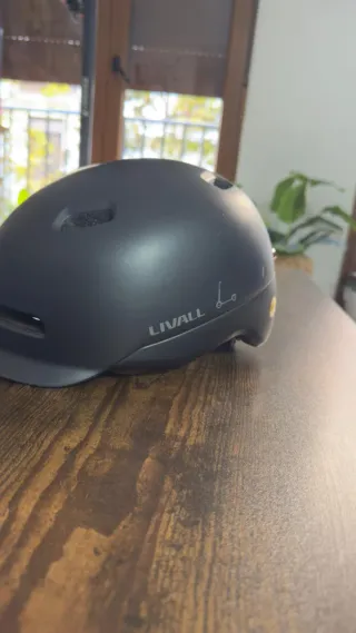 Patinete NAVEE N20 + Casco Livall Talla M