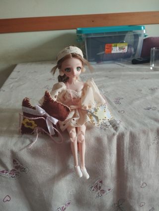 Bambola con cagnolino in feltro