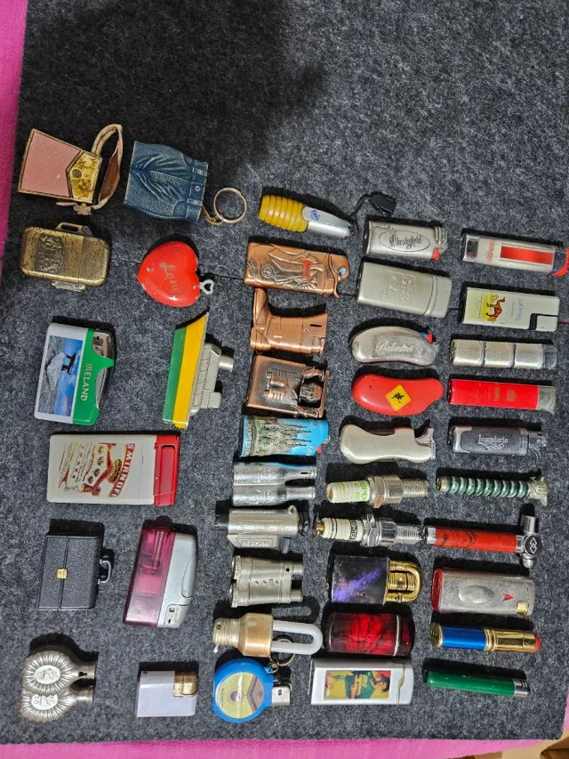 Set di accendini vintage