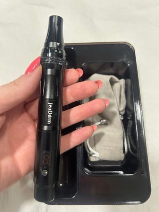 JeuDerm Electropor Derma Pen