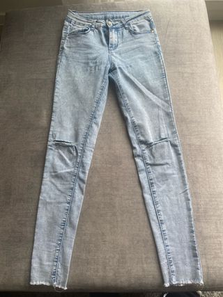 Pantalones vaqueros mujer rotos