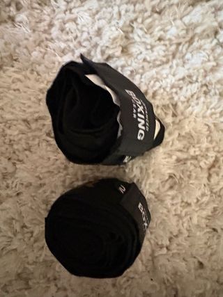 Guantes, Espinilleras y Vendas Boxeo