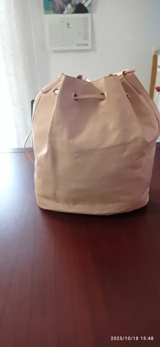 Bolso rosa tipo saco
