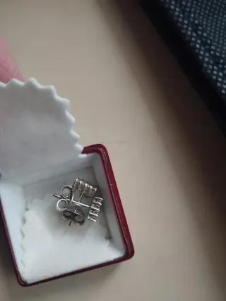 Pendientes de oro blanco y brillantes