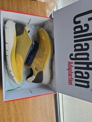 Deportivas Callaghan Azul y Amarillo mostaza