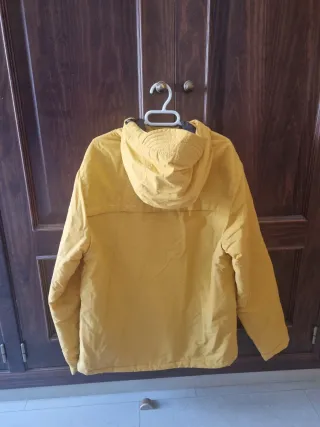 Anorak Pull&Bear mostaza talla M