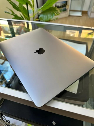 MacBook Air 2020 512GB 8GB RAM