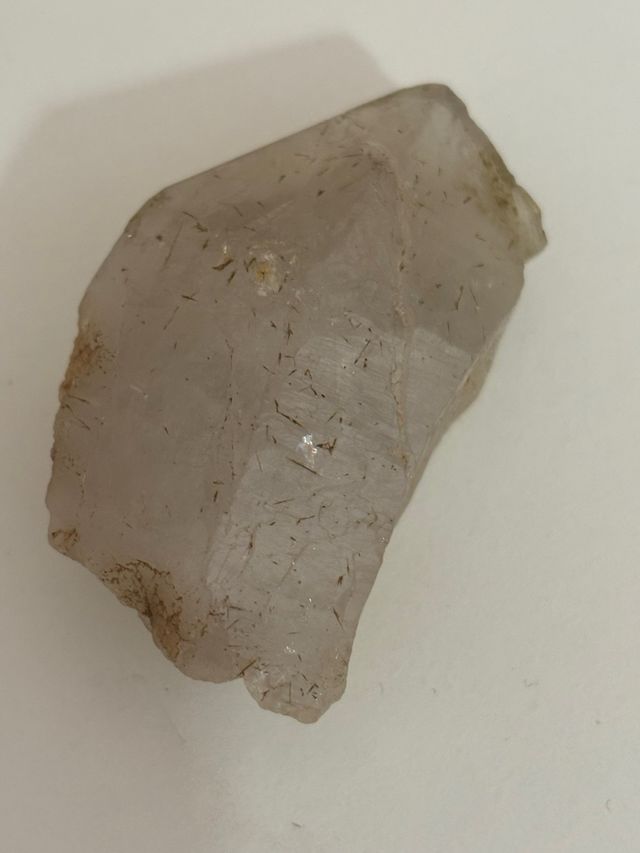 Cuarzo semipulido natural