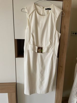 Vestido blanco talla 44 con cinturón