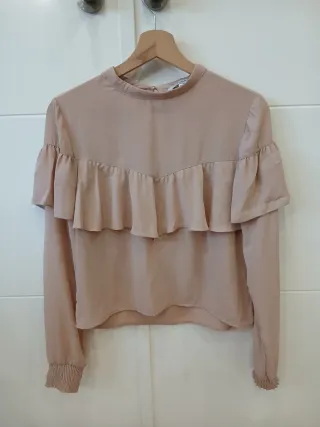 Blusa rosa con volantes de Morgan talla 40