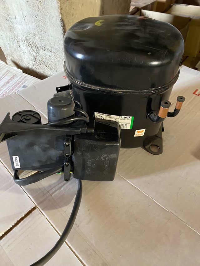 Compressore Embraco T2180GK R404A