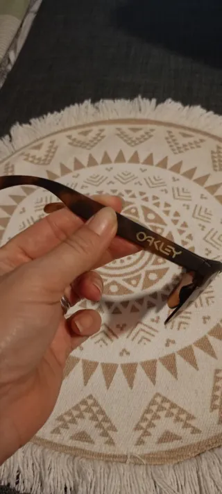 Occhiali da sole Oakley Frogskins Lite lente ambra