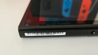 Consola Switch con caja y maletín como nuevos LEER