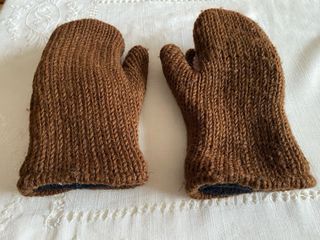 Manoplas Conejo Lana Marrón y Rosa