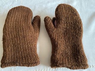 Manoplas Conejo Lana Marrón y Rosa