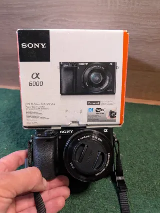 Sony A6000