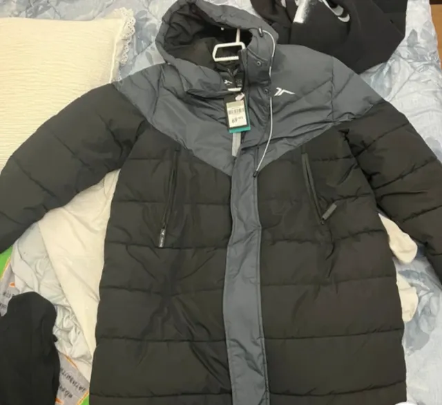 Abrigo invierno Tenth negro y gris