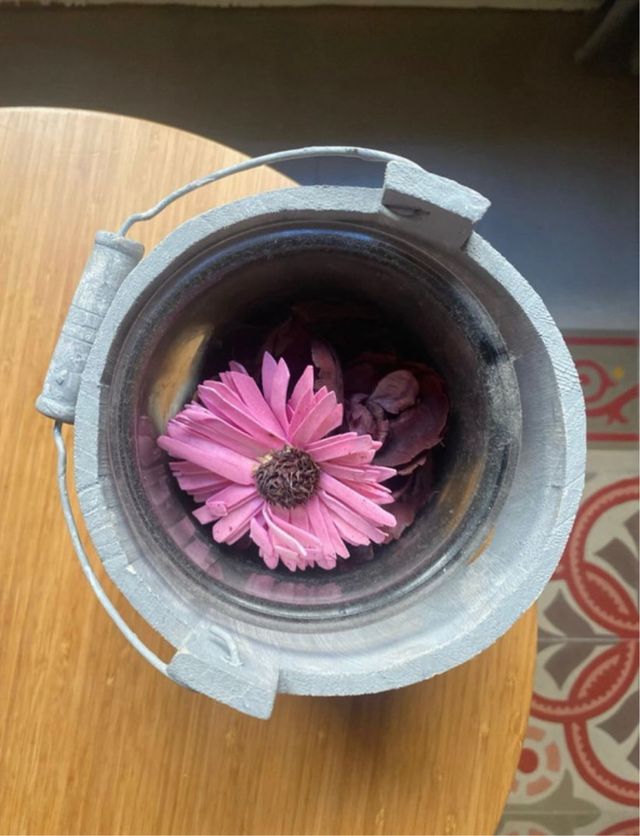 Jarrón Corazón Madera y Cristal Gris