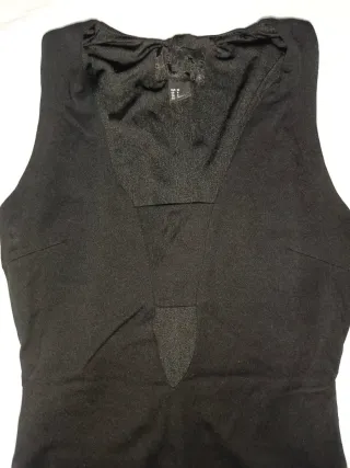 Body nero canottiera con dettaglio