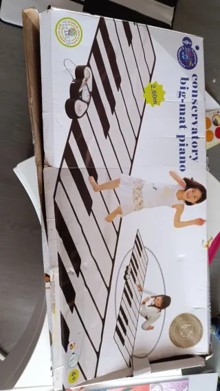 Piano de suelo gigante Imaginarium