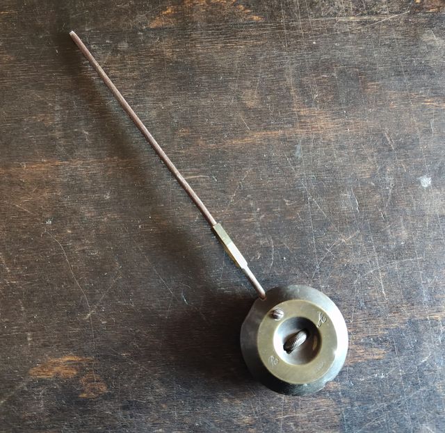 Antico bilanciere per orologio a pendolo epoca'800