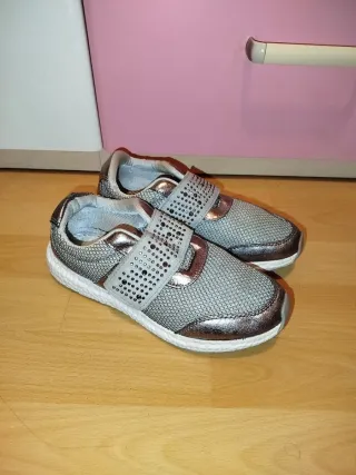 Zapatillas deportivas niña talla 36