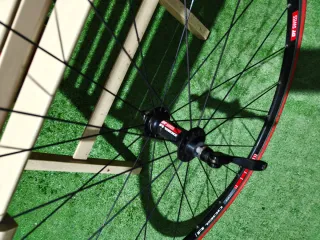 Ruedas Bici Carretera DT Swiss R1900 zapata