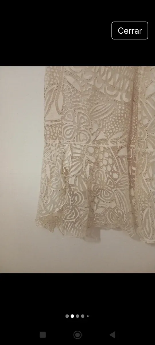 Gonna beige in pizzo