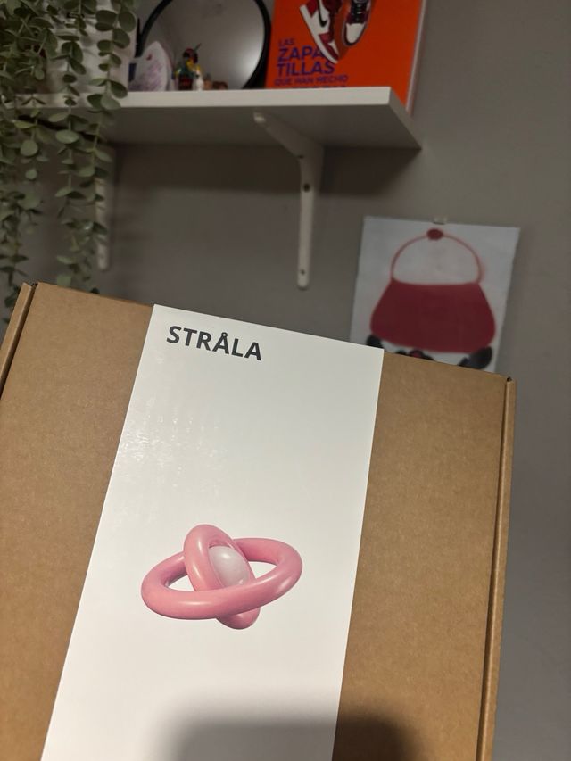 Lámpara LED Ikea Strala Gustaf Westman