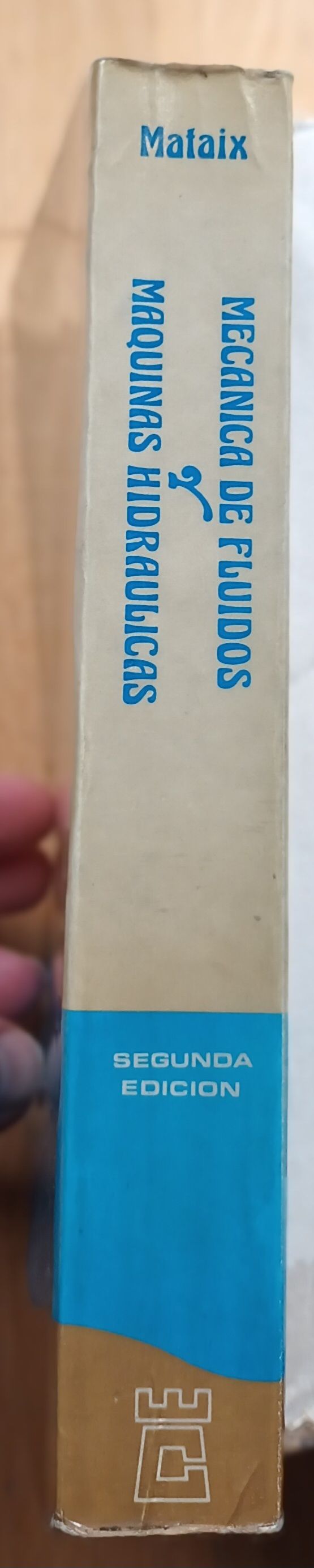 Mecánica de fluidos y máquinas hidráulicas