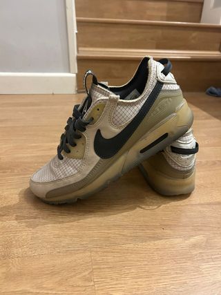 Nike Terrascape Beige/Marrón Talla 43
