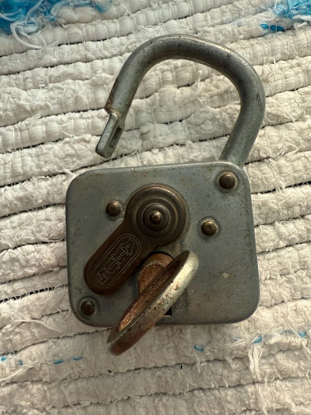 Lucchetto antico ABUS con chiave