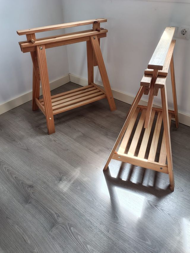 Tablero y burras de madera