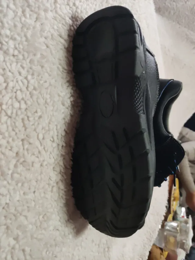 Calzado de seguridad negro