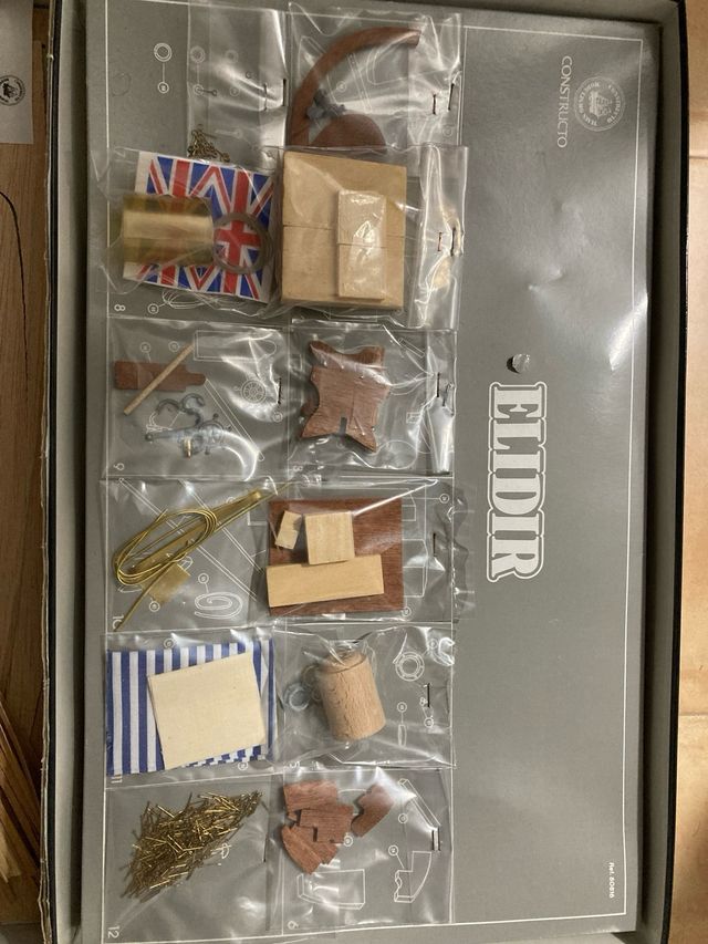 Modello di battello a vapore Elidir Thames XIX