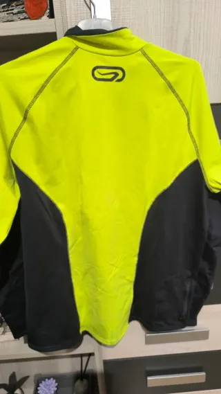 Sudadera técnica Kalenji amarillo y negra