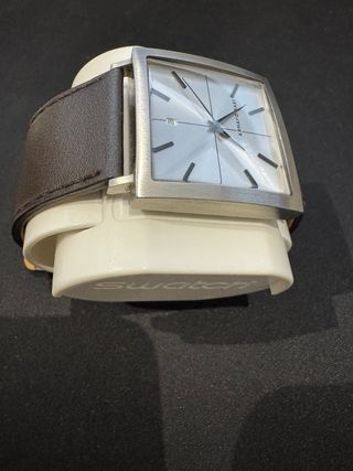 Reloj Armand Basi Cuadrado Piel Marrón