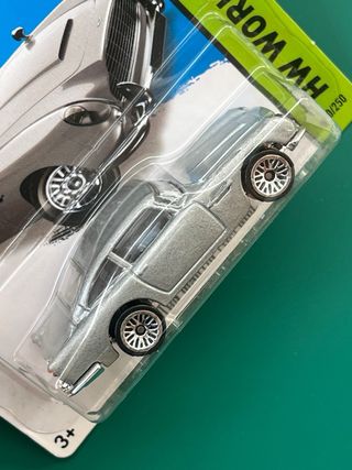 Hot Wheels Aston Martin 1963 DB5 First edition 