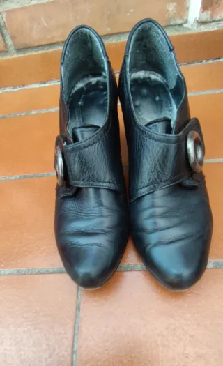Zapatos de piel T40