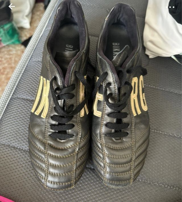 Zapatillas Bikkembergs Negras y Doradas