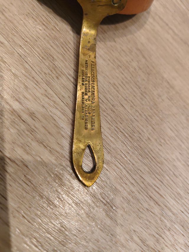 Sartén miniatura cobre con escudo