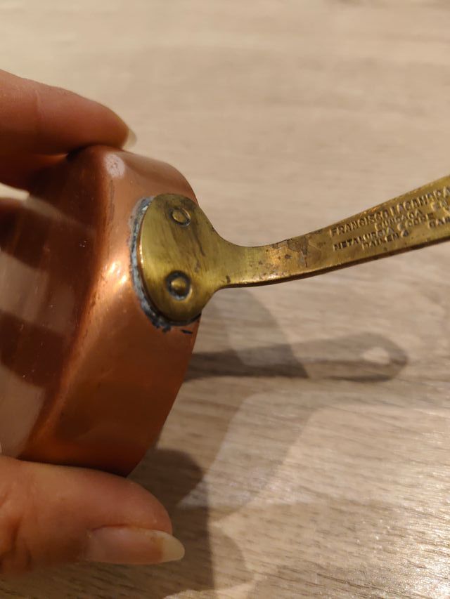 Sartén miniatura cobre con escudo