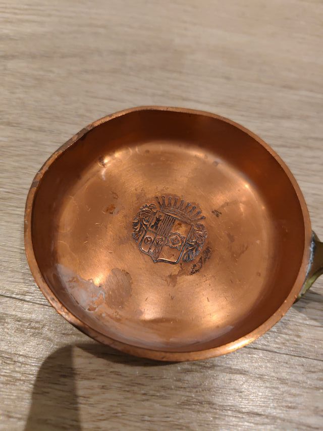 Sartén miniatura cobre con escudo