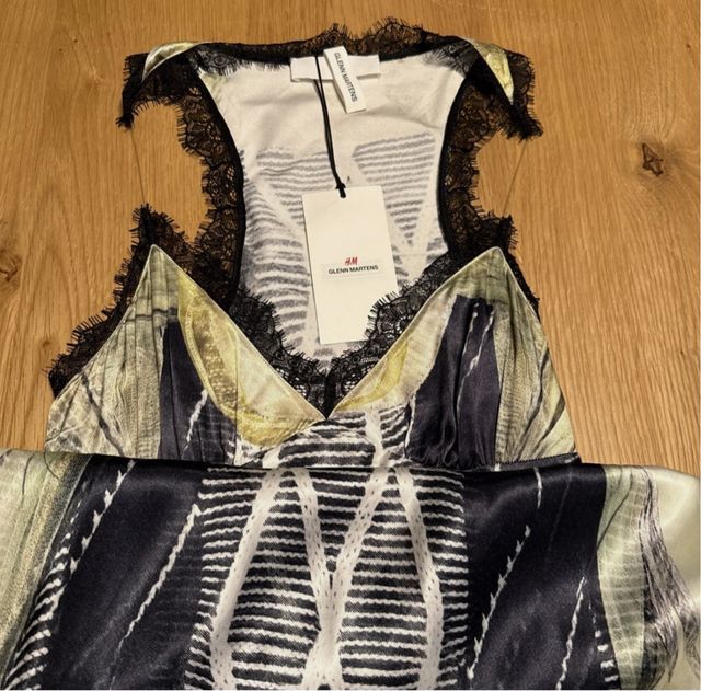 Vestido H&M x Glenn Martens Edición Limitada