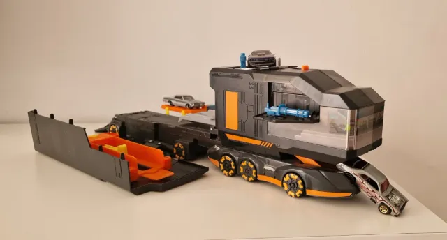 Camión Hot Wheels Fast & Furious