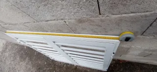 2 Ventanas Aluminio Blancas sin cristales.